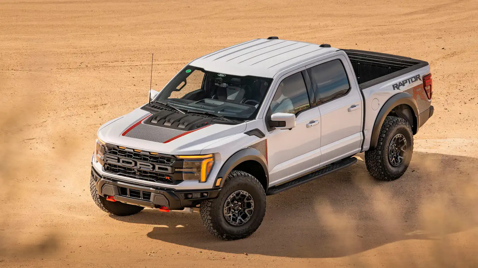 Тест-драйв Ford F 150 Raptor R, самого быстрого бензинового пикапа в мире